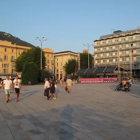 Casa de hóspedes Luxury Como