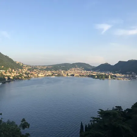 Luxury Vendégház Como