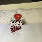 Πανσιόν Luxury 4*